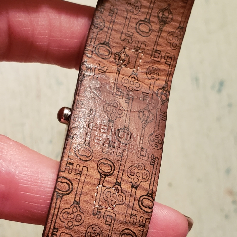 Leather Fossil watch - Picture 5 of 11